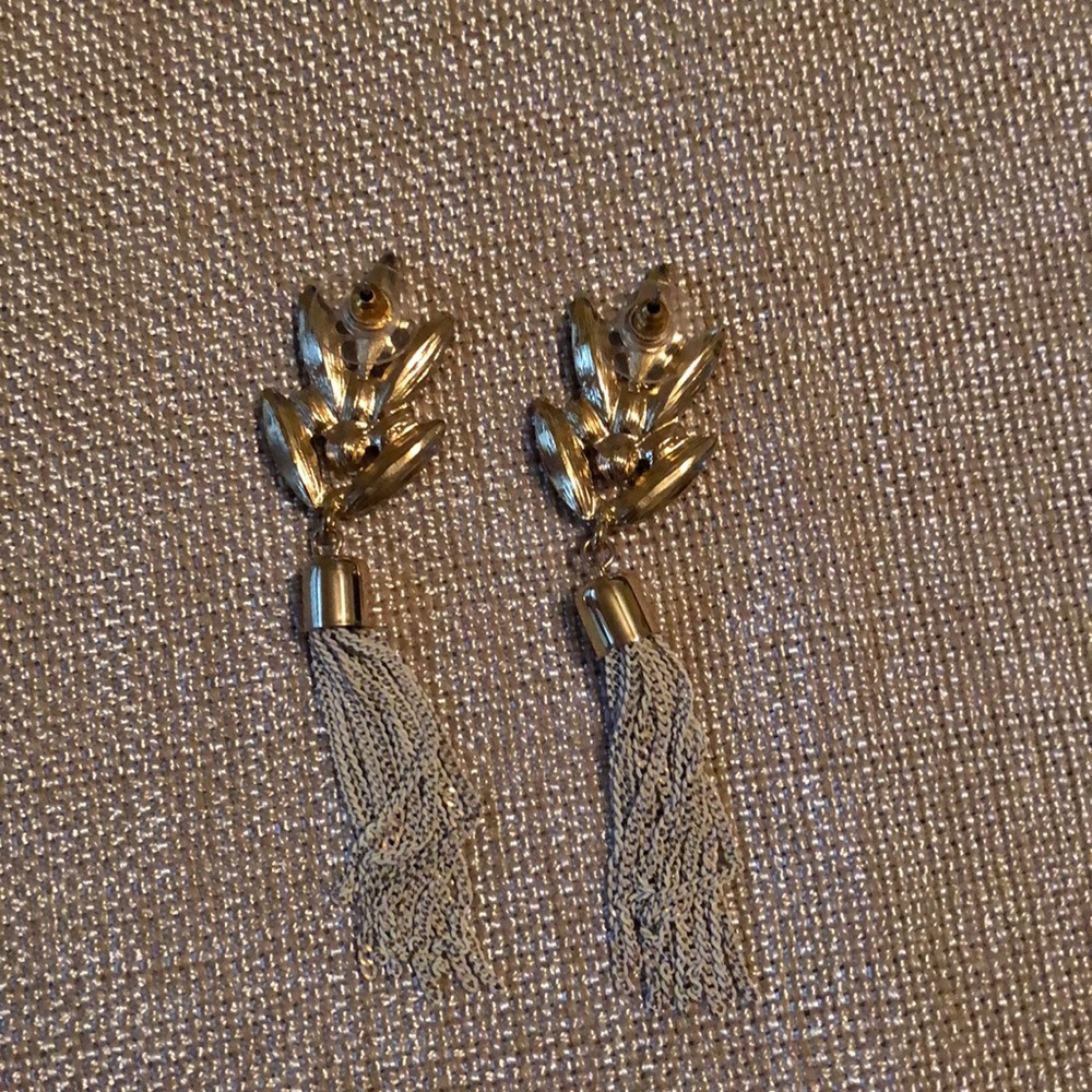 Lulus earrings - Picture 2 of 2